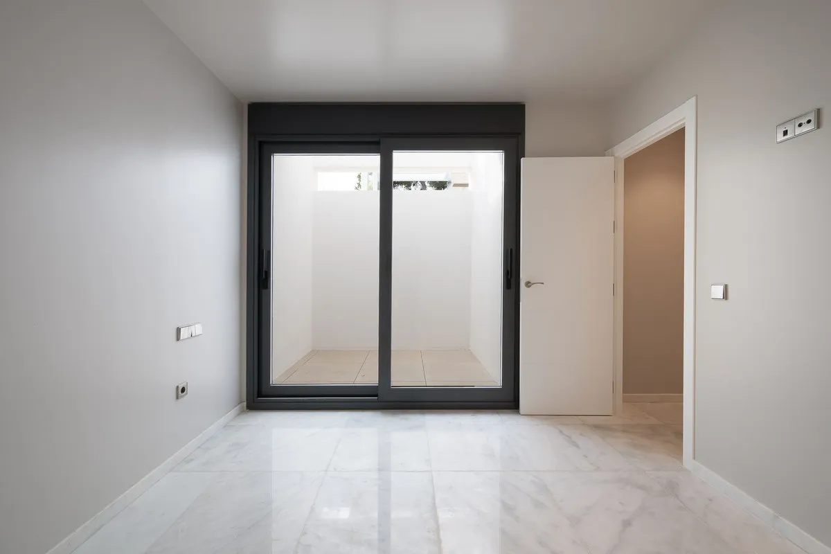 d3f17d8d-7d7a-4cb6-955a-e6a9b8837dbe