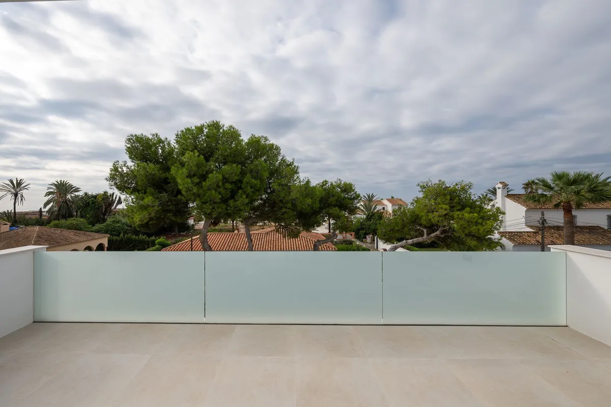 da213b3c-e075-4019-84ee-4862560c9e9b