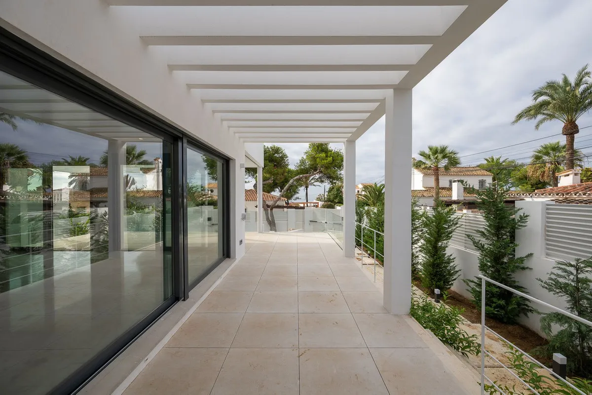 f8da9307-4876-408a-9021-f776bac5f1c8