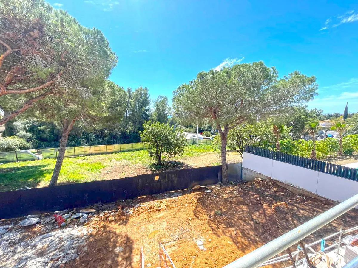 952e7375-a428-4cc8-907a-d3a094f9eab3