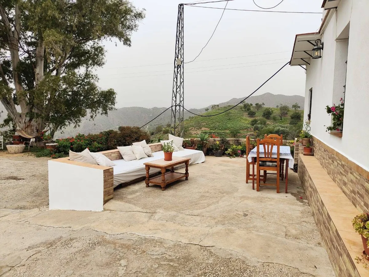 5f610eda-5054-46ba-9ecb-02e417376156