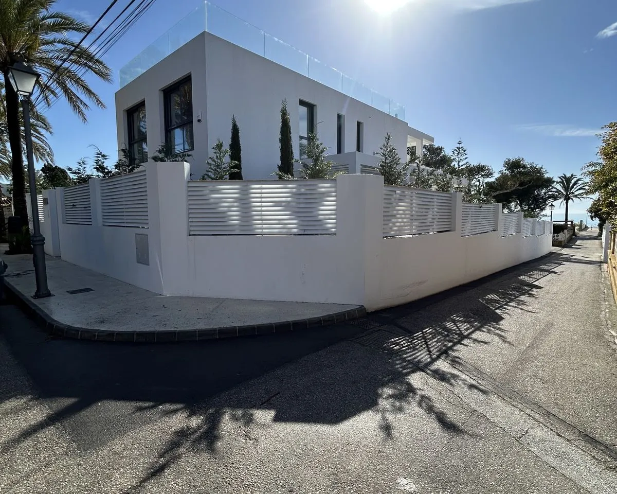 0a38e9f9-441e-40c8-a073-40e3befba050