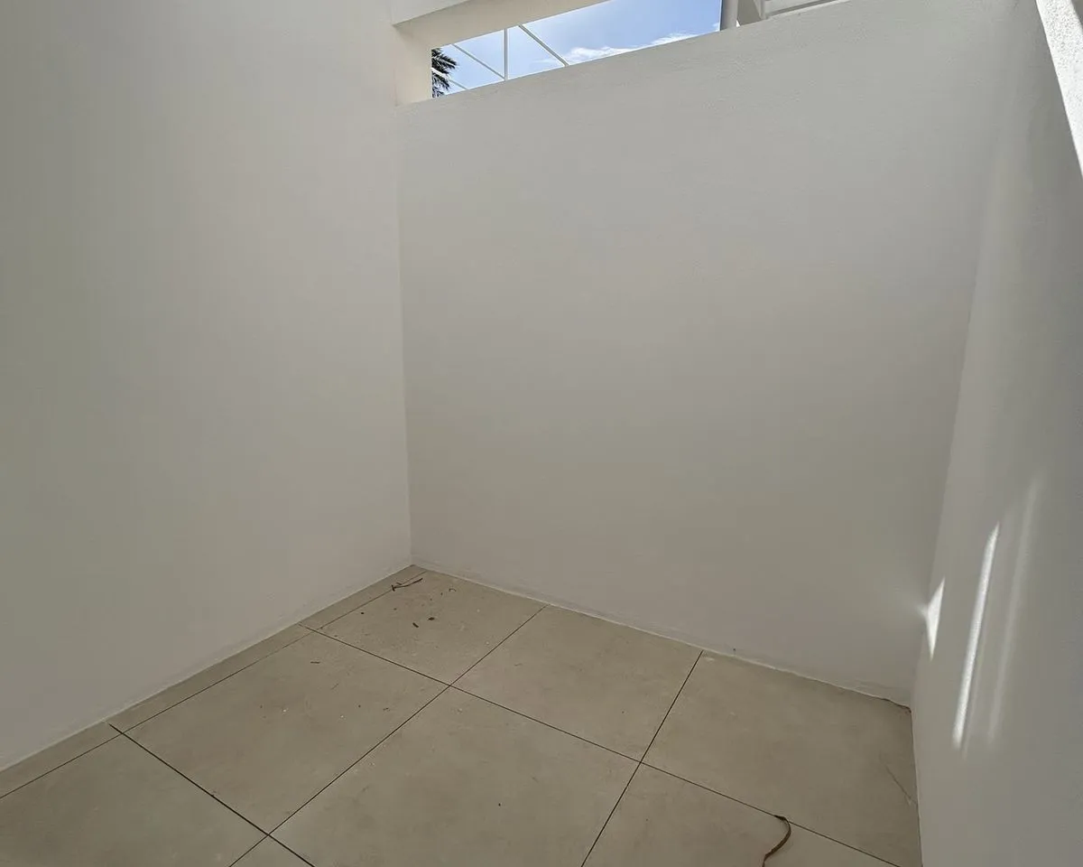 93642279-3091-4e2d-ab5a-f79480427534