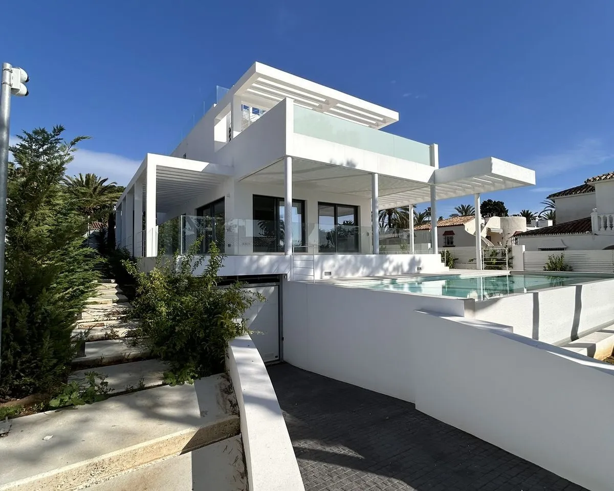 c01266f8-1f1f-4dbc-92a3-bc2b0e469876