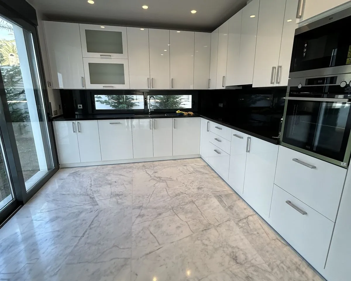 e1bc01c2-f705-4d32-a39a-b75812e44fc9