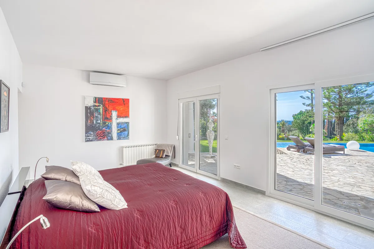 646884ef-7aa9-46cc-bf05-e104f9c476a3