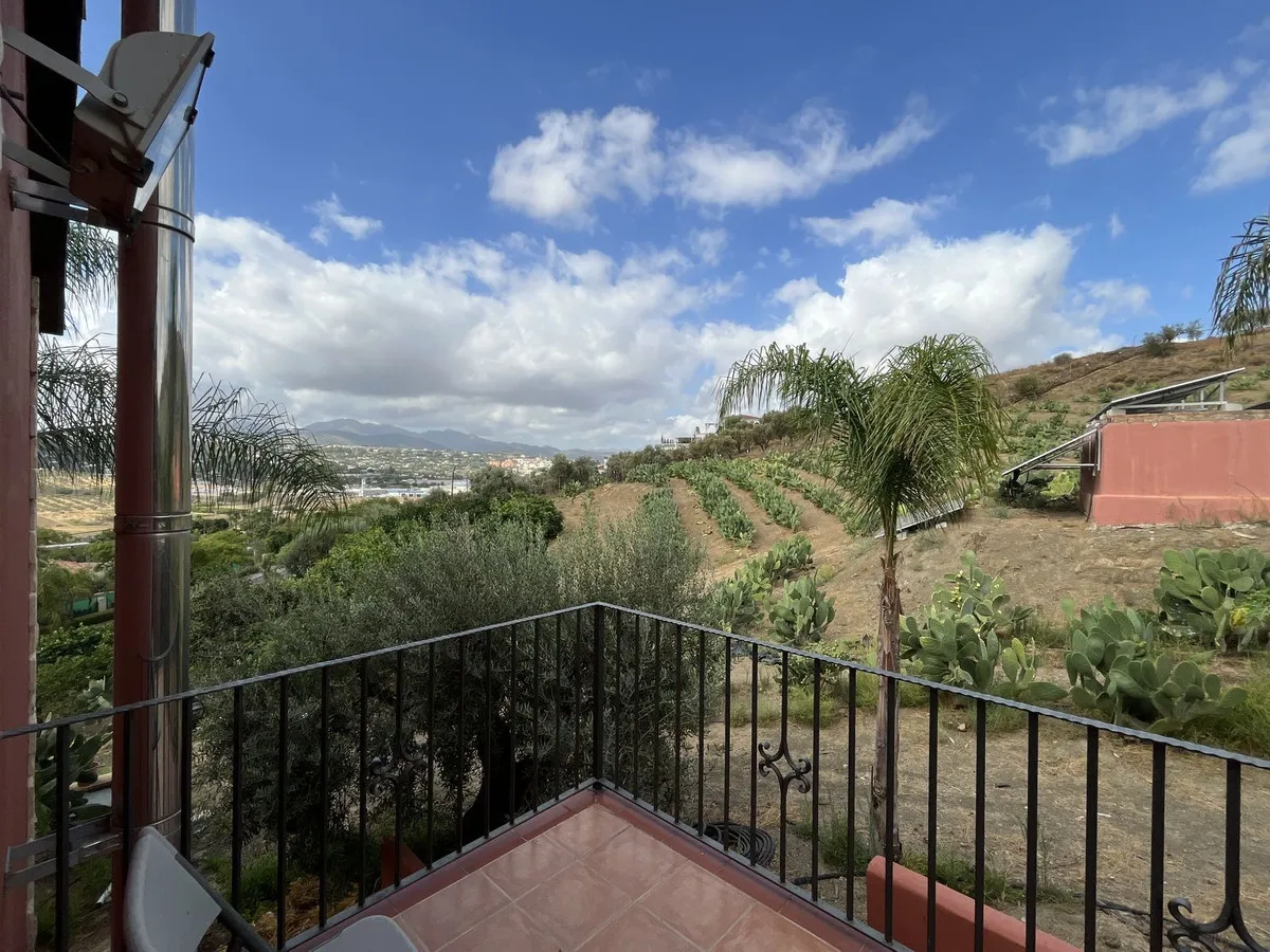 791f33b0-5a0a-4543-b605-5a9273a4cdab