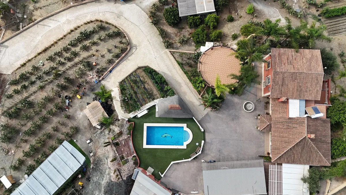 a7daf187-cdad-431e-865a-dc9e74675be4