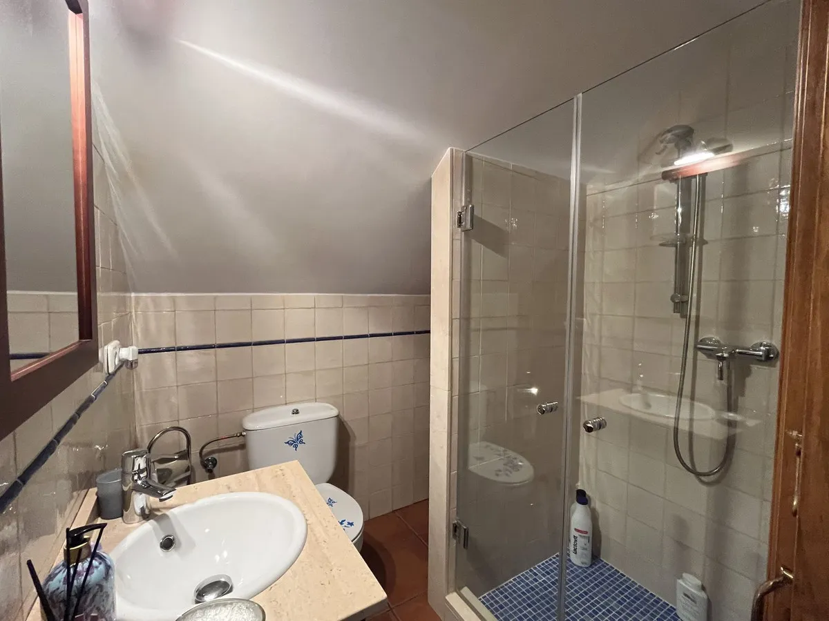 d43d5172-2dd1-4f0c-b470-f255bdbdb912