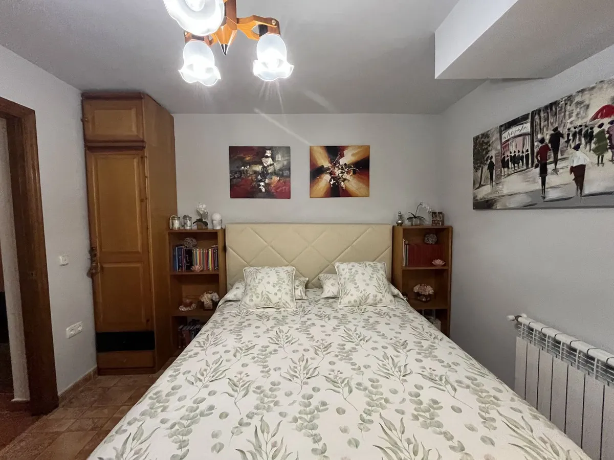 e1238248-65e7-4877-a130-342c5eca6b7d