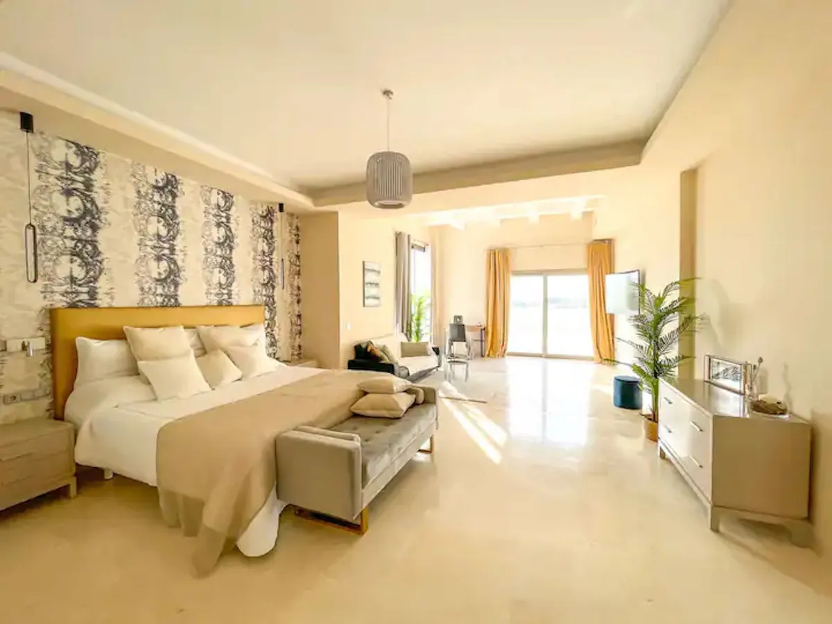 3b335a73-1d5e-4e61-9344-91242810239f