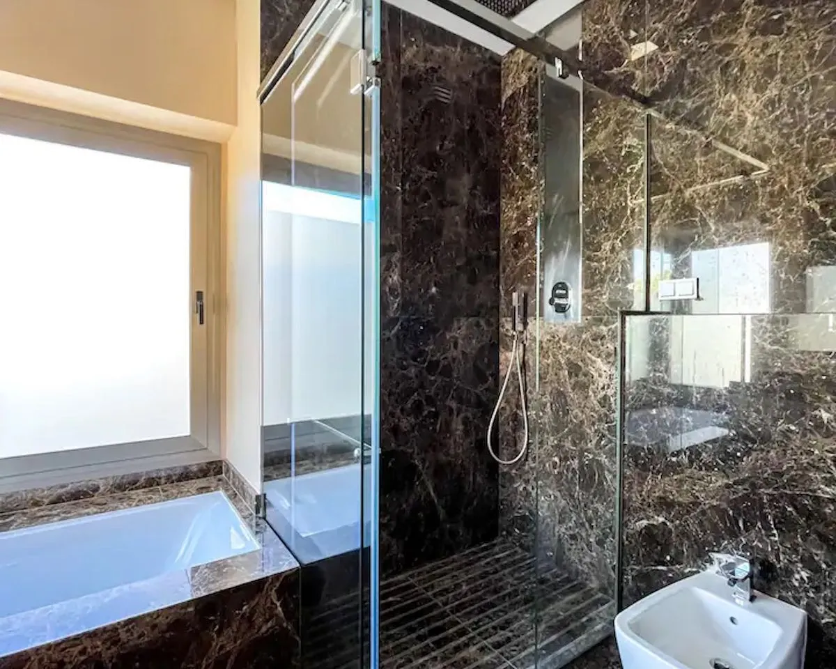 a814ed43-7710-4dd6-b43c-3fee9726cd21