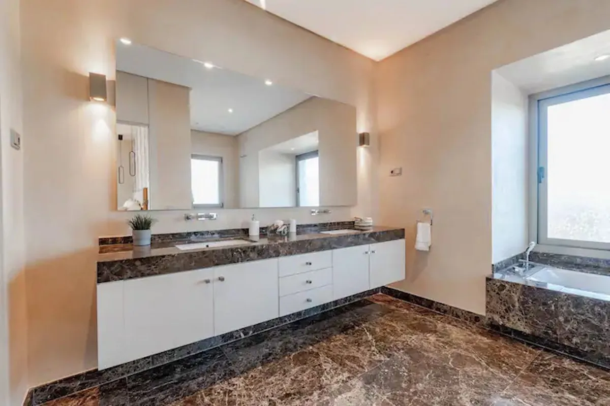 bed60195-9299-417c-ae41-54e9264438a0