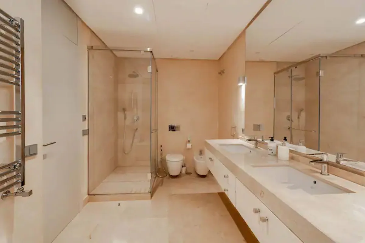 cacc4221-eb28-4192-a20c-002ea9991321