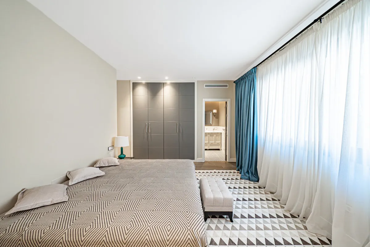 8f713b5a-6037-4ead-900b-8c4ccdfa2488