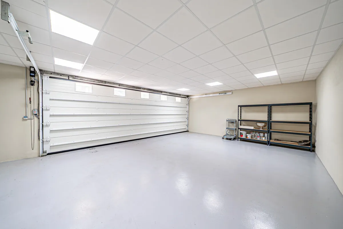 ad374ba0-72ce-4126-91ae-751e6ecc2686