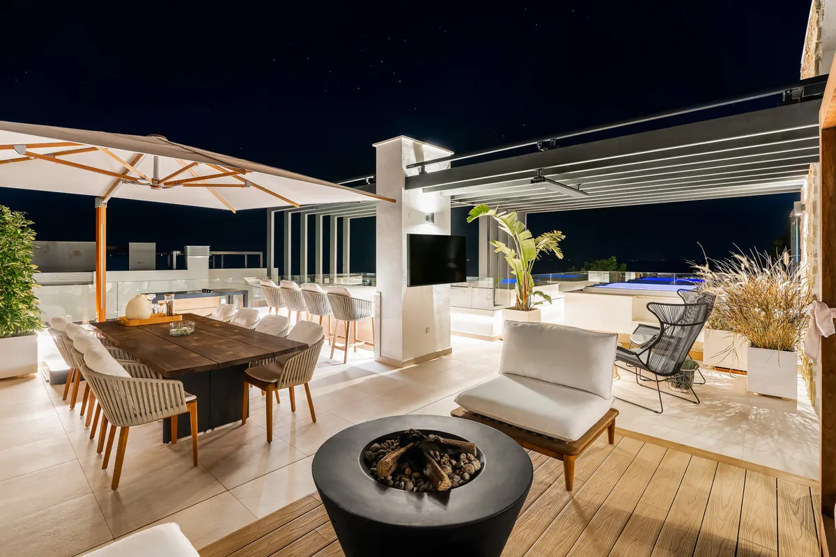 360a8f6c-afa7-4cb9-94e2-b7cff04c2808