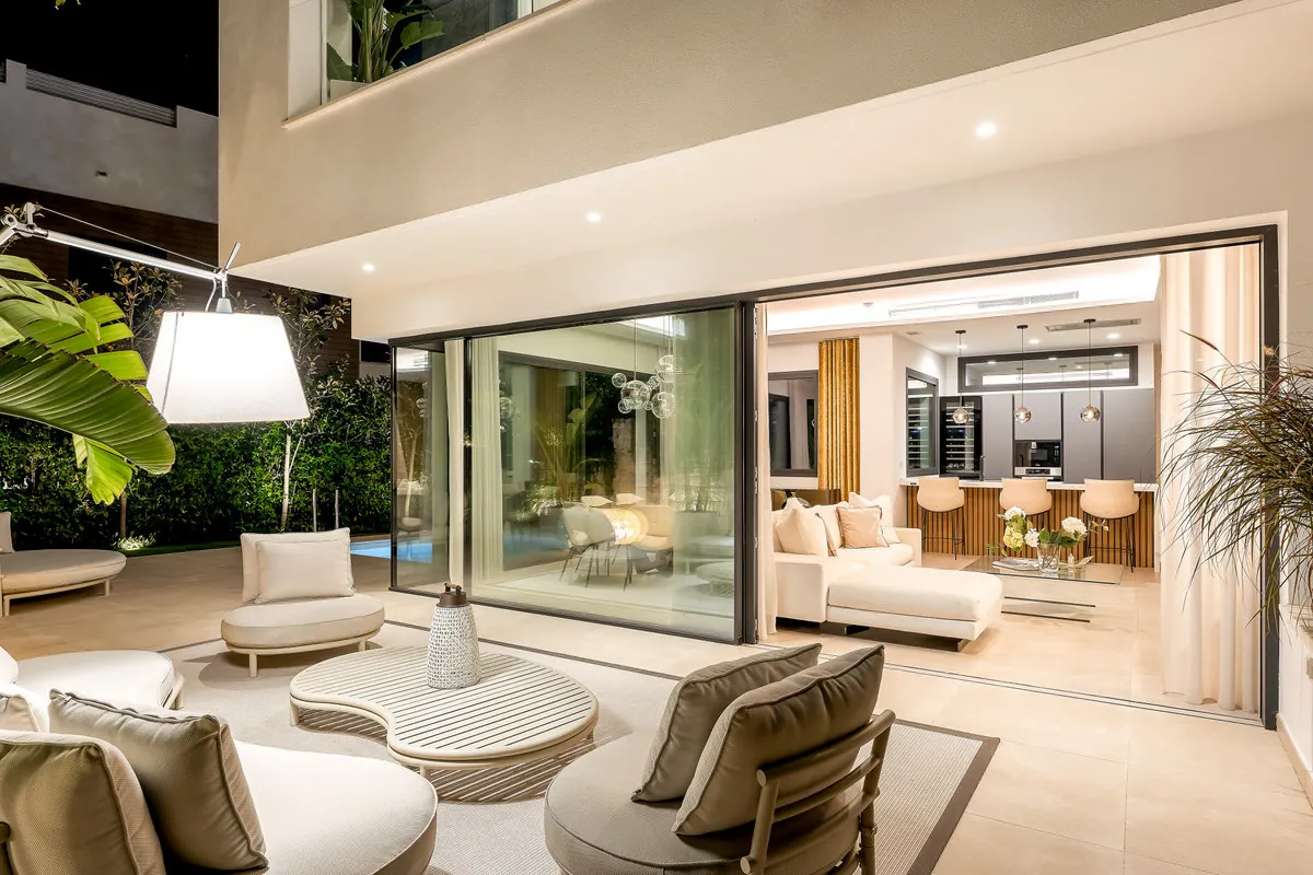 760ea607-184b-40e4-b98c-044fa0f7d5bc