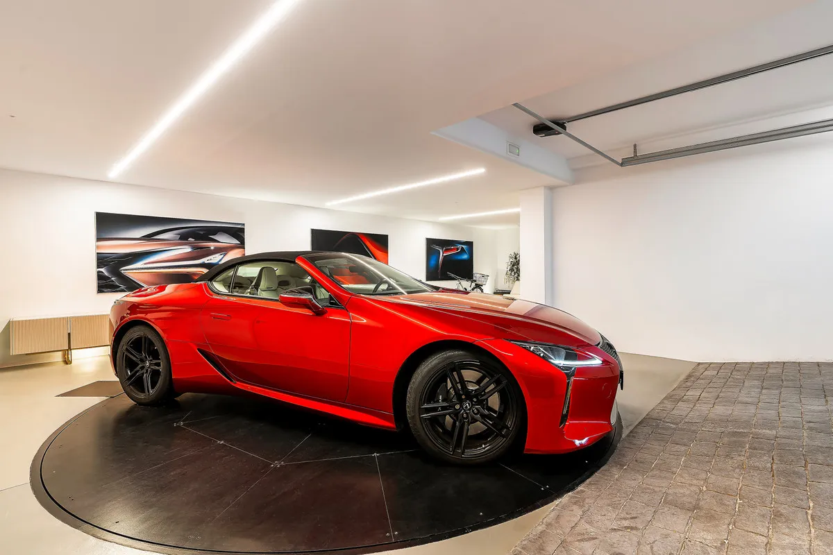 8008a115-7eb3-438a-bf3b-92abbb6b32d4