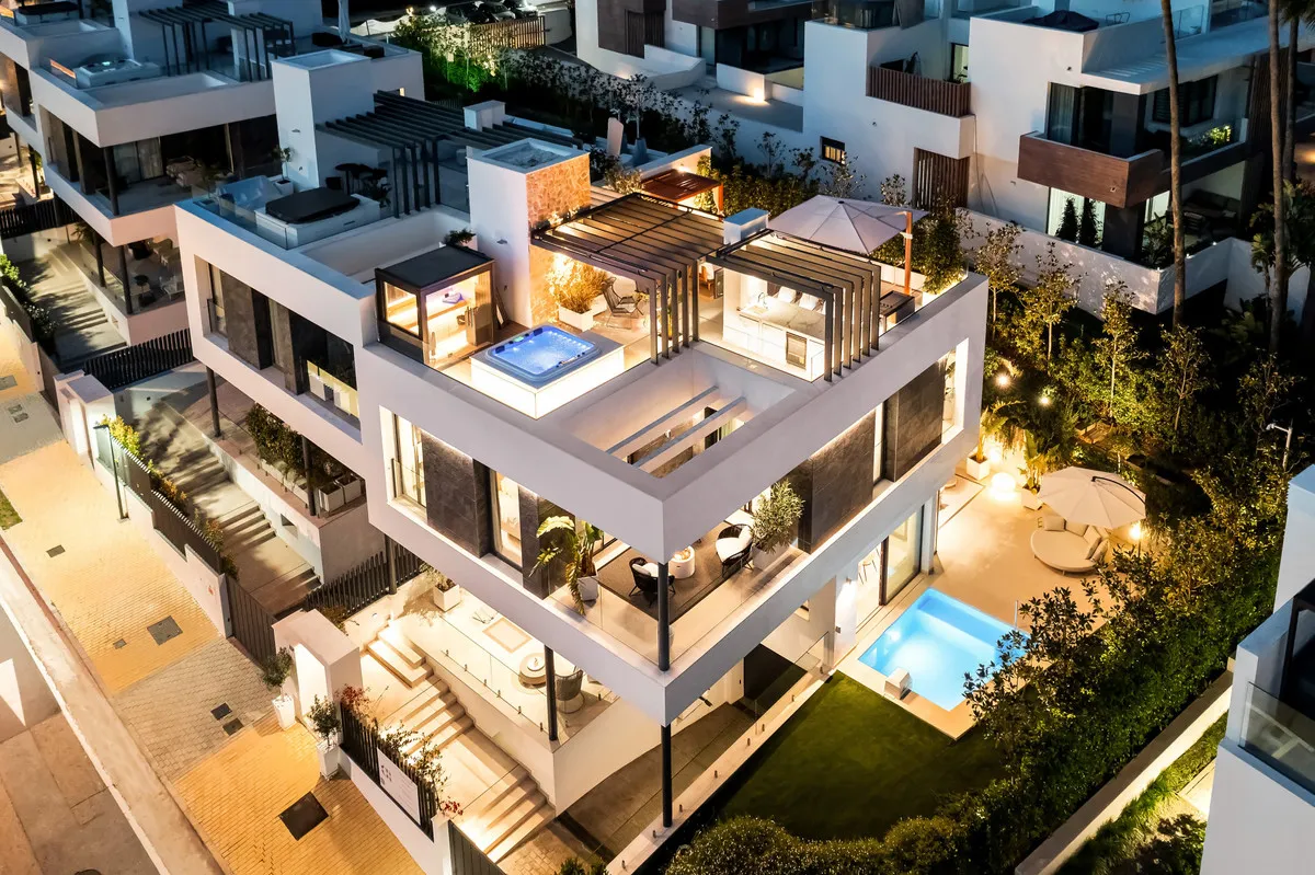 ec158e64-eb59-4bfd-945a-f5f7d0584376