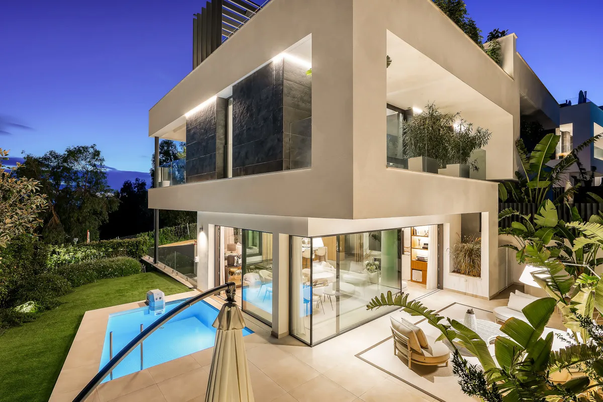 f0be487e-ef8e-4a16-83b9-2812faffbe05