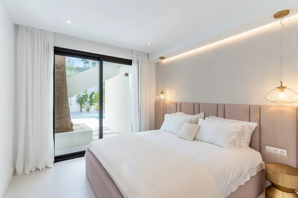 2b5d90ce-af6e-4538-949a-3d019879ea5d