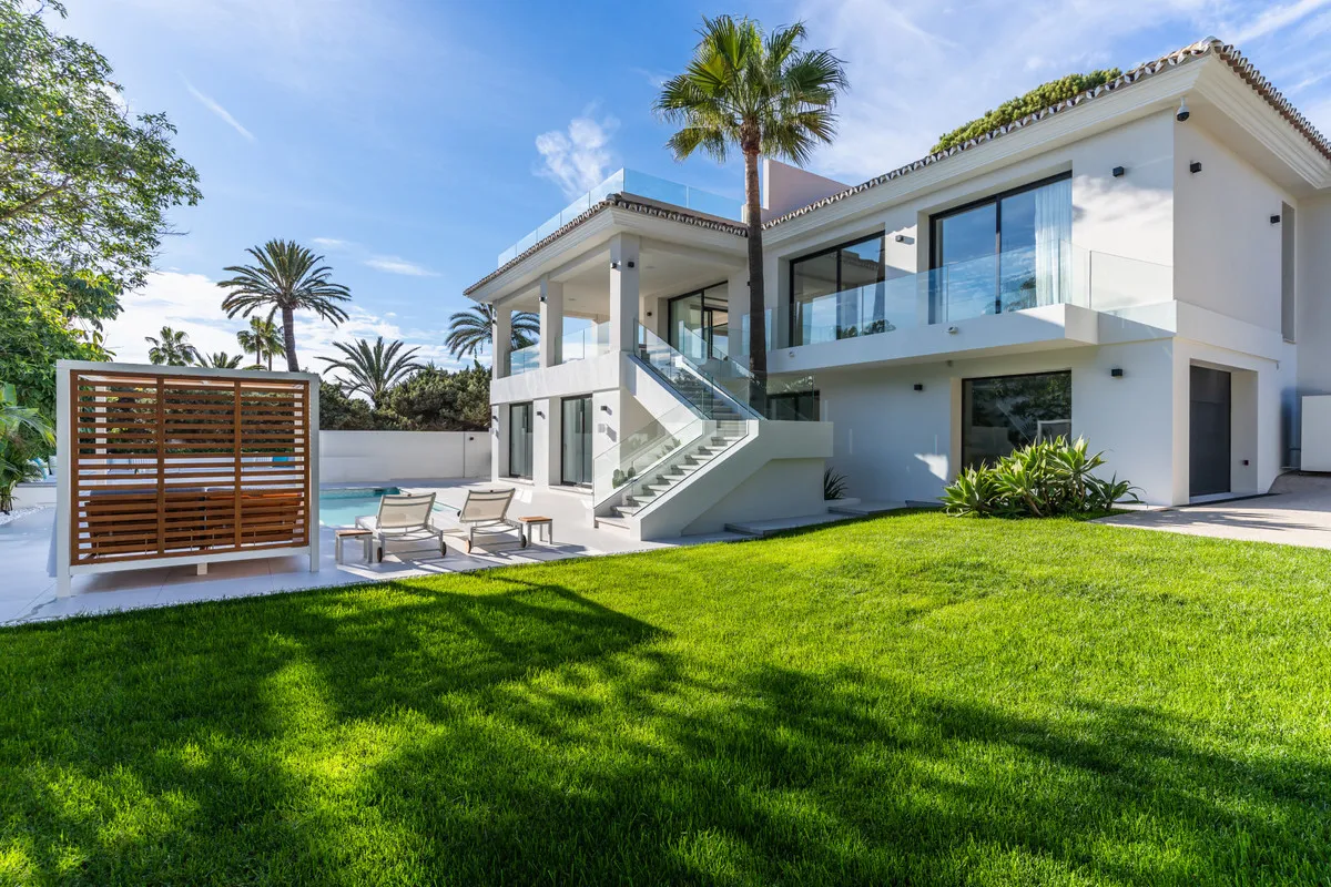 36a369bd-7c39-4723-8cd2-cb10754754a0