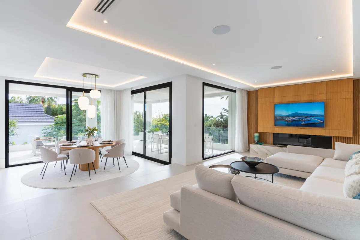 5057271a-678e-4f6a-9256-c972b5a05dd3