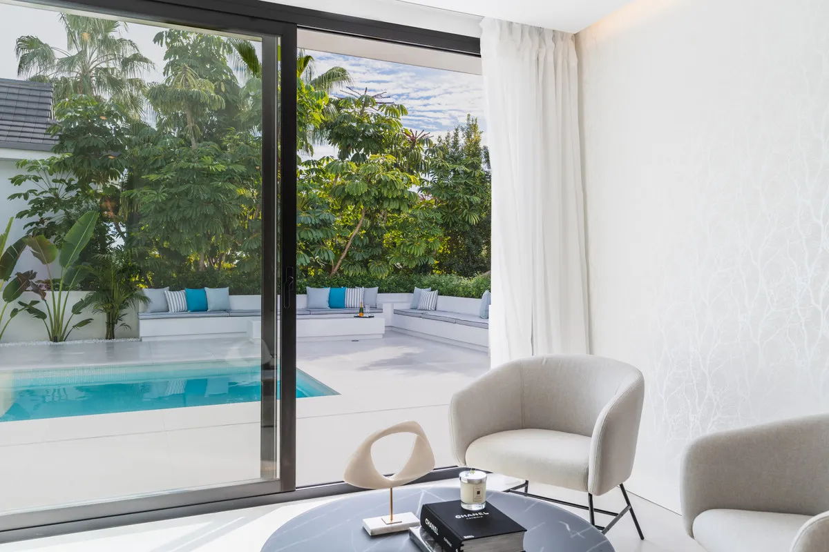 97a3a29a-467d-49b8-81c6-a75921a591c9