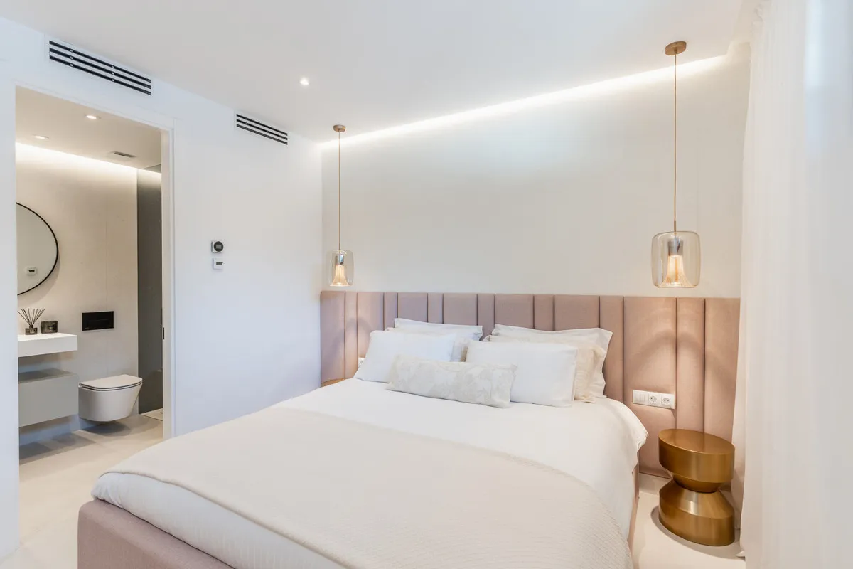 f060188a-3809-4b89-8aca-942c38b2f9da