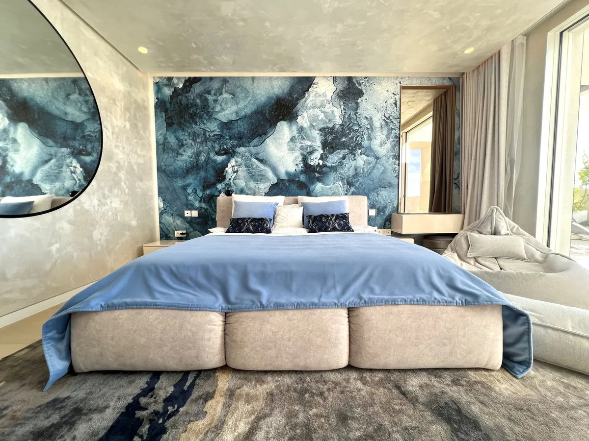 1087e18d-e2e7-478d-9fff-a76390295324