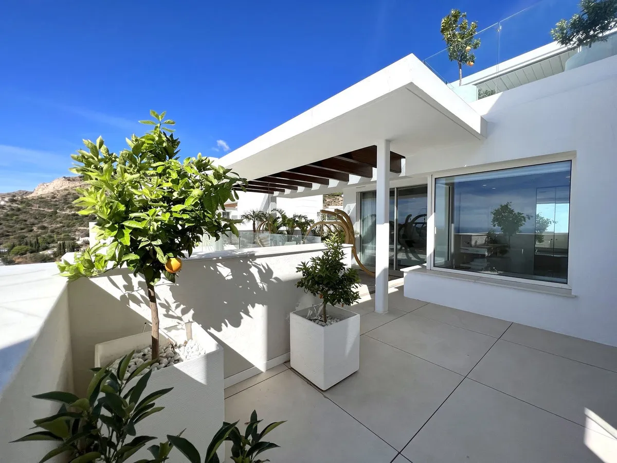 2a24f064-2e28-4563-b883-7db9c80c6fab