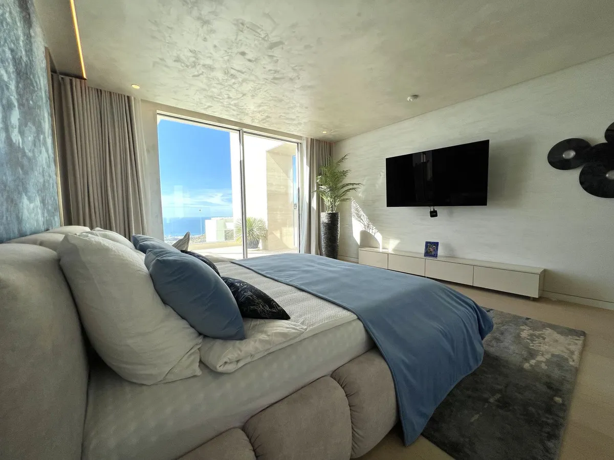 8c97a3a0-d388-4285-82ce-ddcdb9d449c3