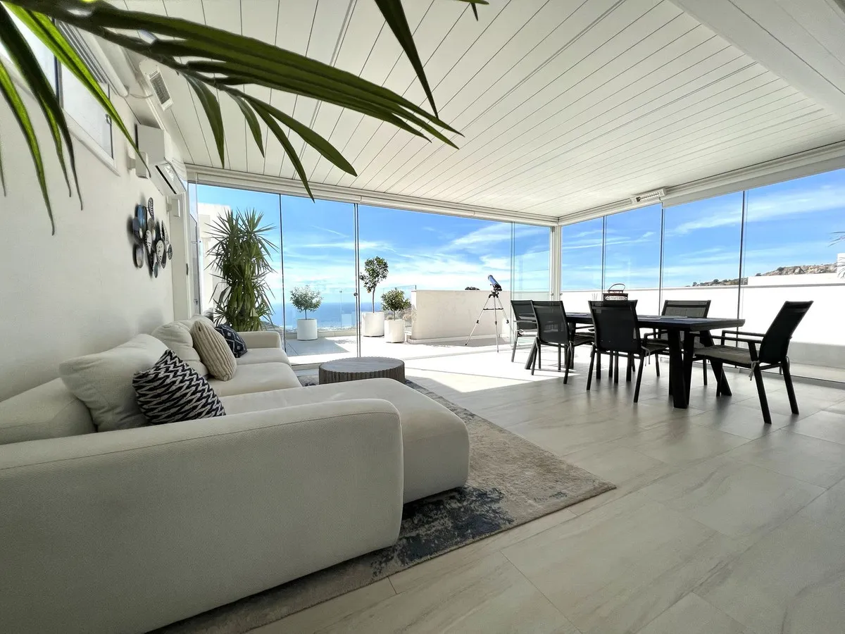 b17a76f7-c6d2-4231-91c9-2254afa6eb01