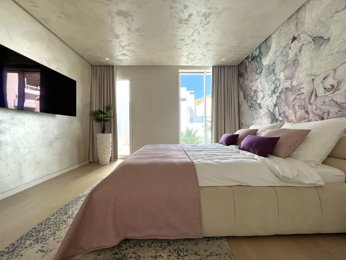 e8c44436-d409-4b85-8f46-b5481491e71a