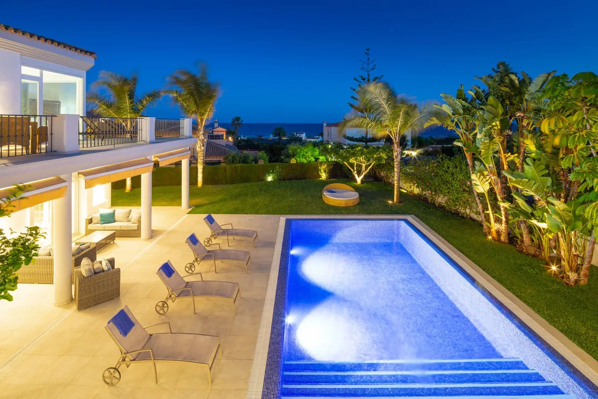 bb5184a6-10b3-470b-a708-c2218d80a316