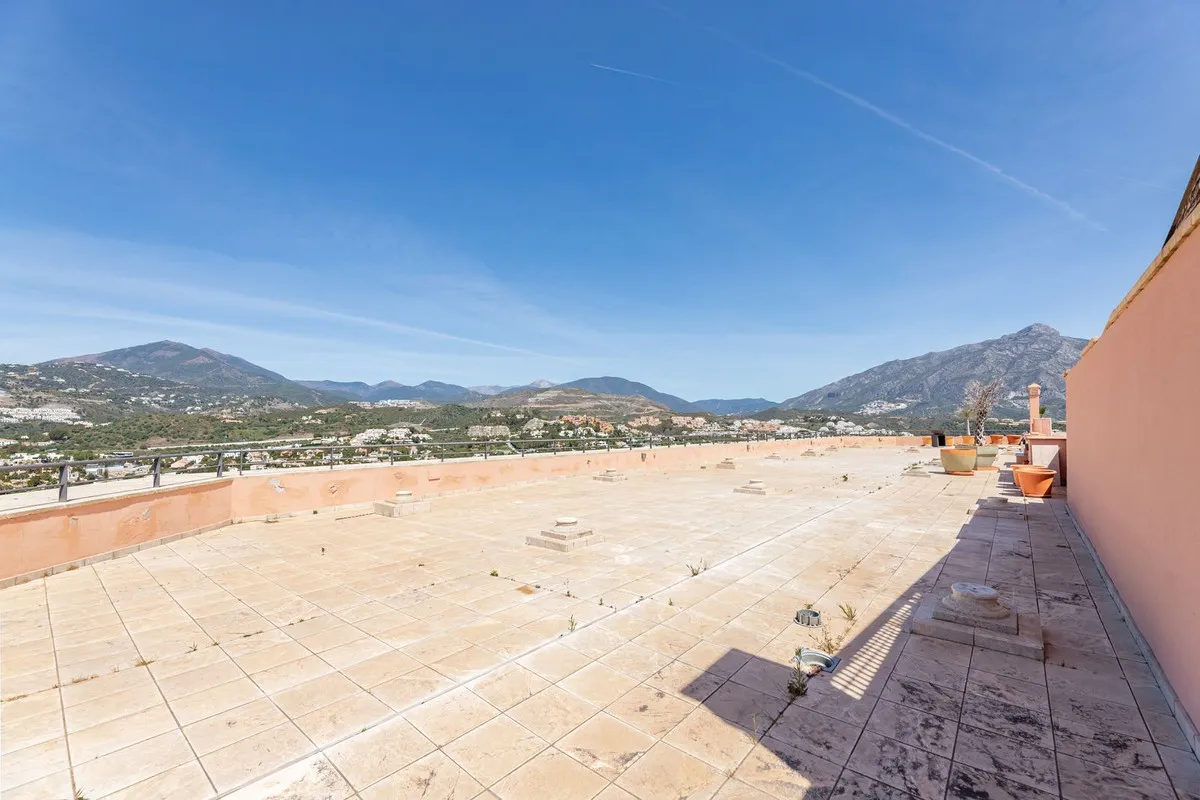 eae16f79-fbb0-48ee-8c14-1ccfeaa0da59