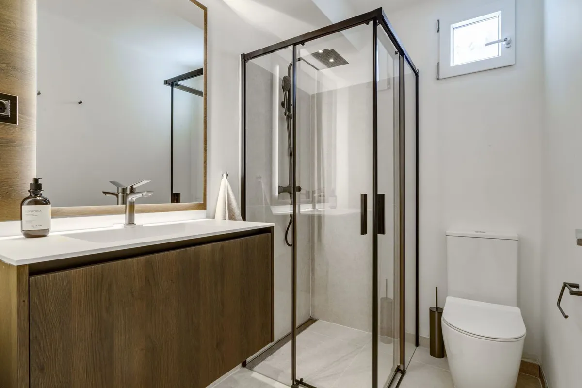 06f278d9-4251-45f4-b548-ff1a2f2653d7