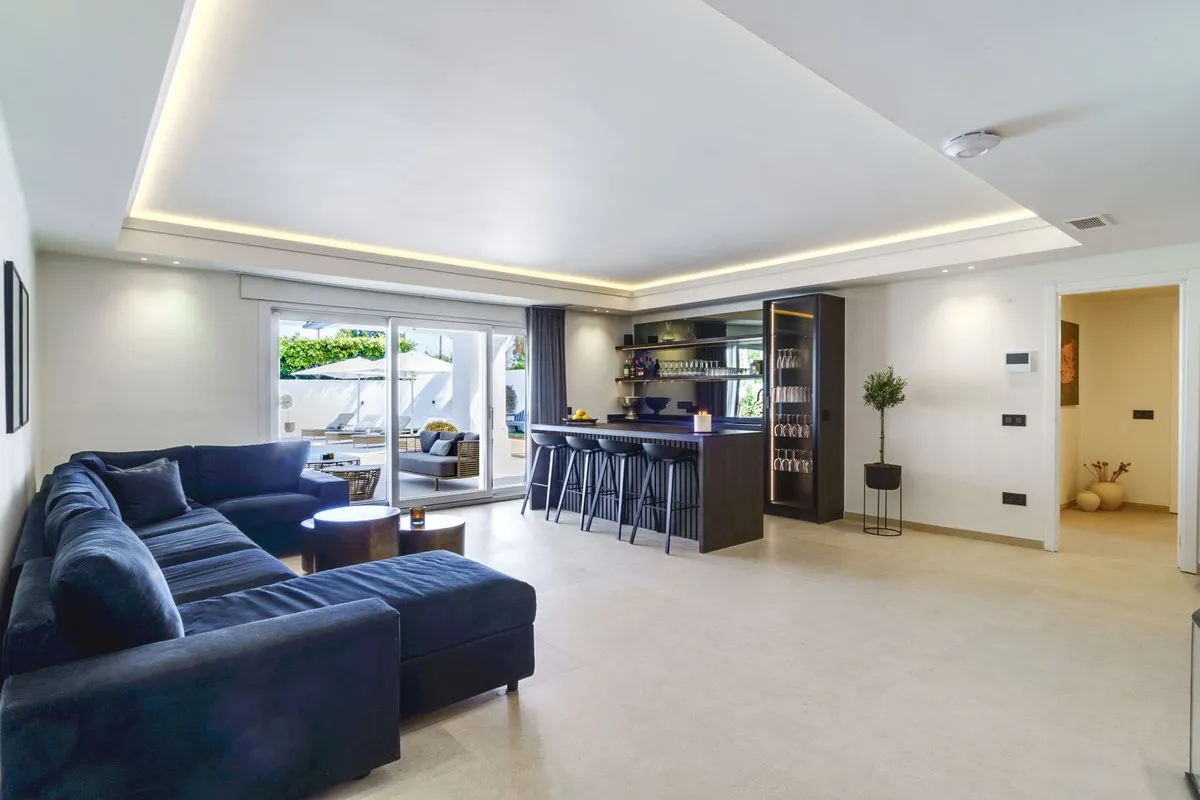 14ee998c-8bf3-404c-baf2-ef3bbd8ec185