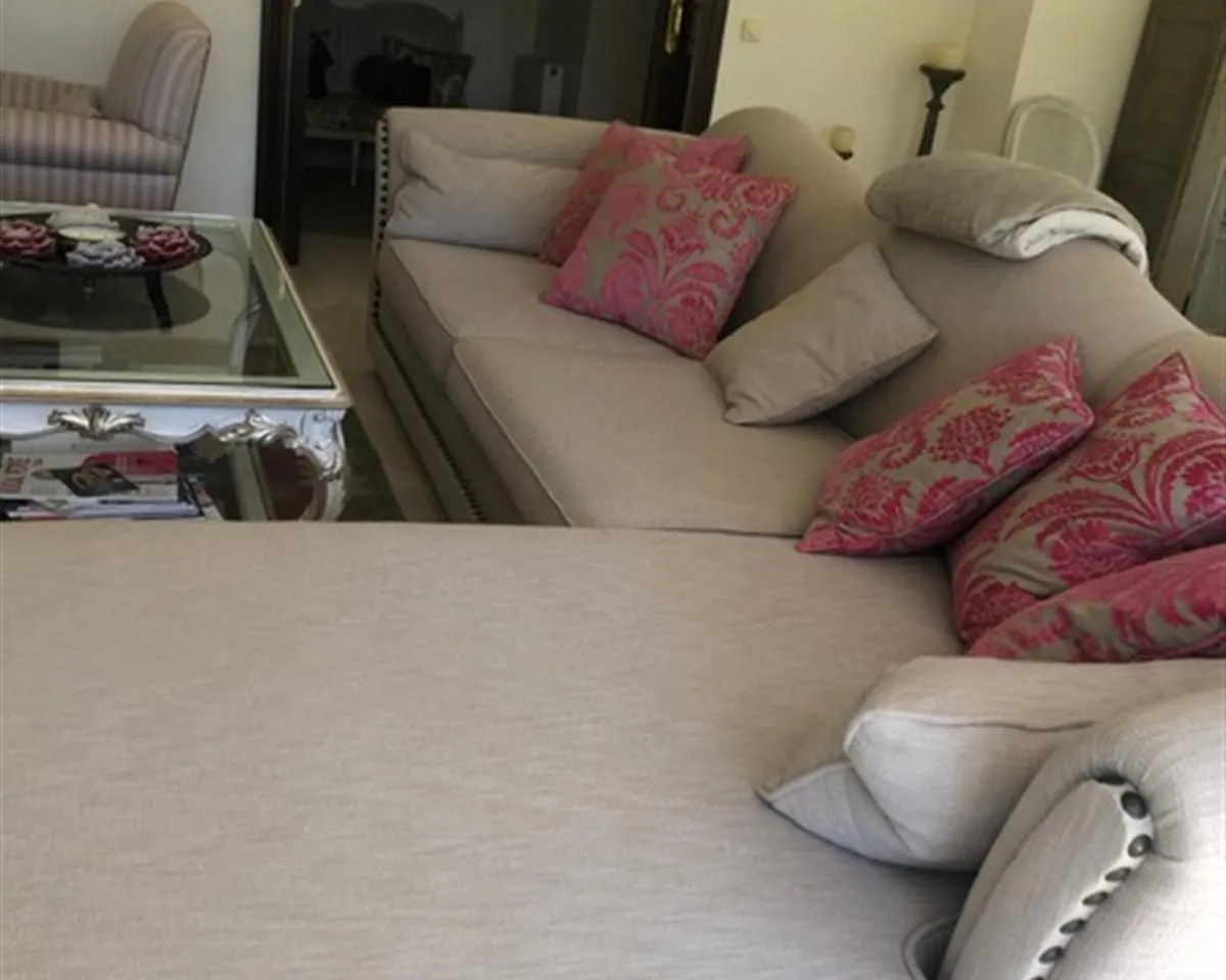 0f0e2f5b-4b4f-4513-9b7e-748578ea7028