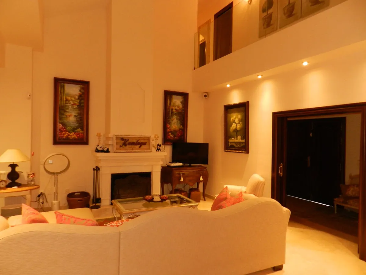 dc565b2f-b19b-4e9e-90e1-853247e2a3c6