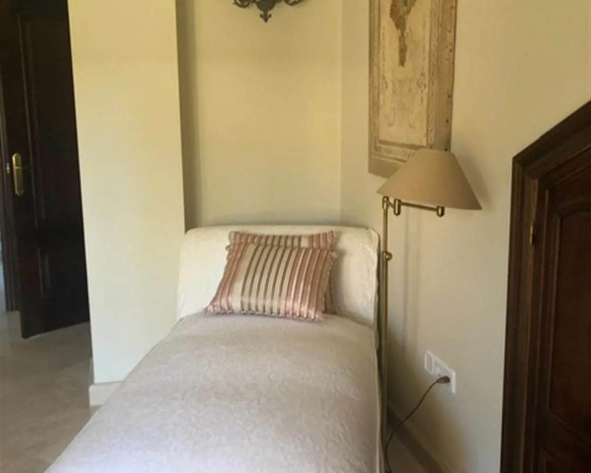 f3424eba-e7f9-41a1-a74c-abbc85c8fc87