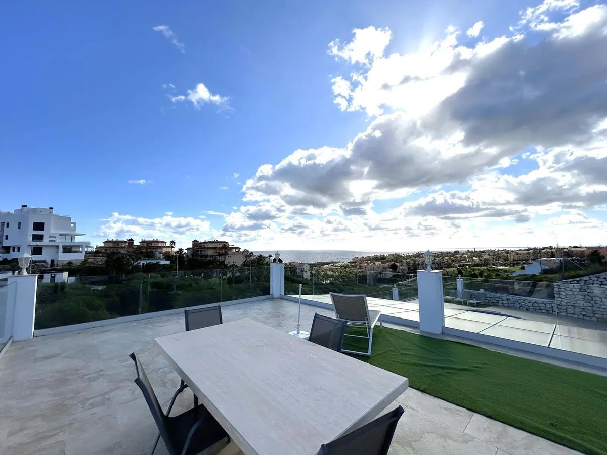 38dbf91b-96e3-4a7b-a6cd-6c71e00ce28b