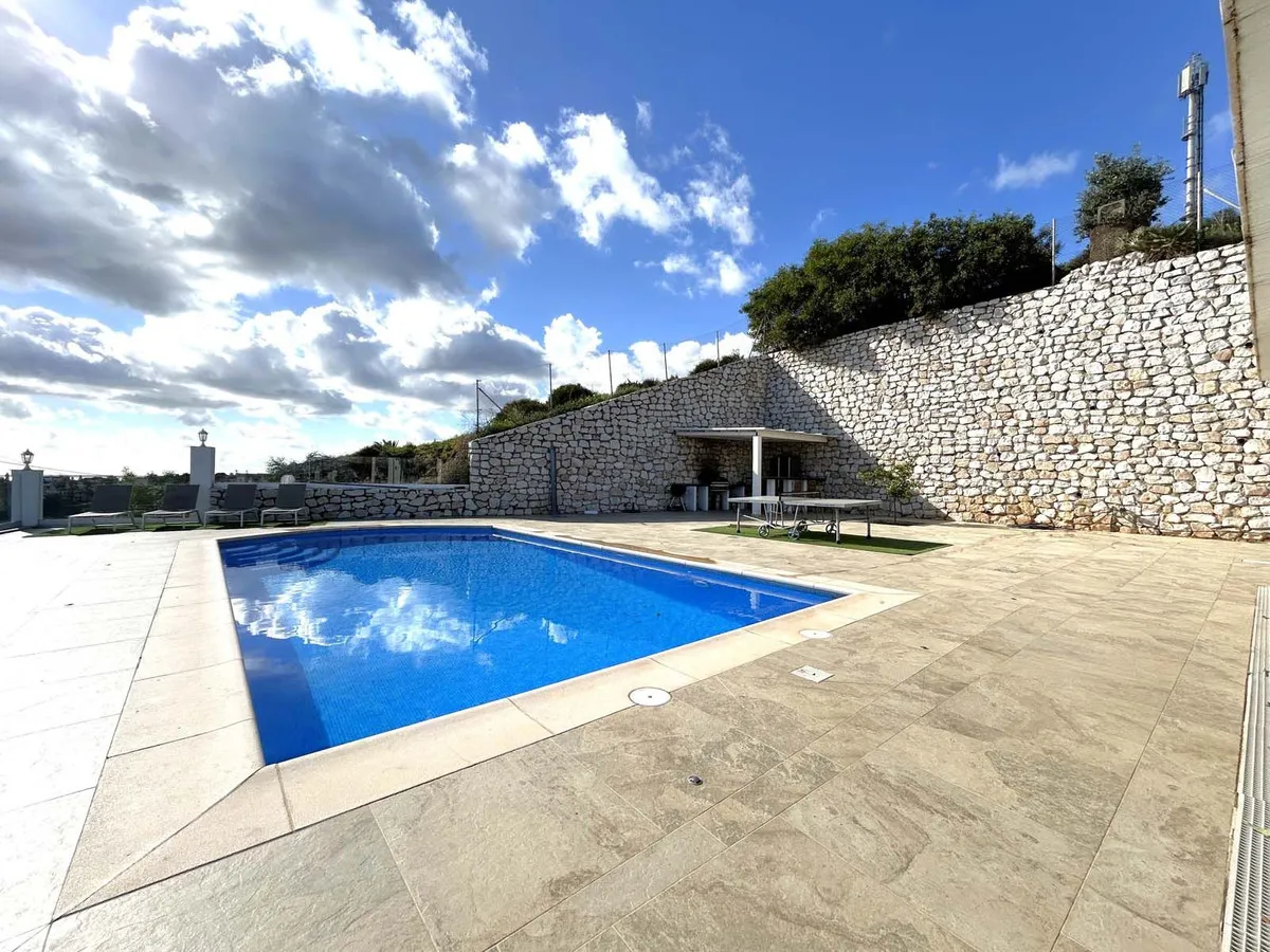 53e62677-b291-4b24-b323-22f33bf2acad