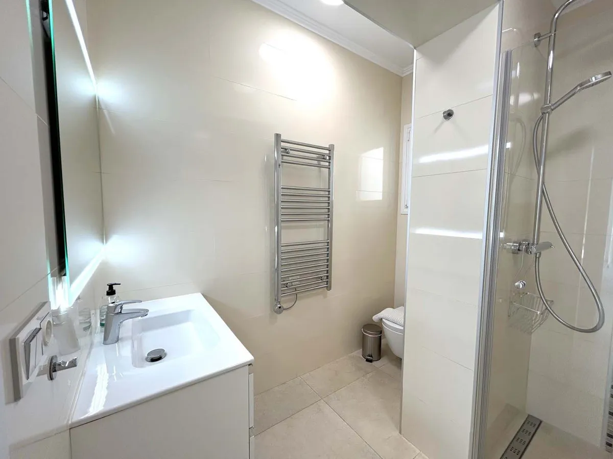 e347b738-93f4-4e44-a005-830d8b0afbd9