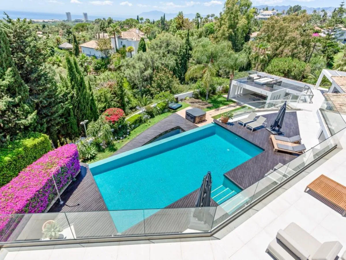 4c91db99-ced8-4a7f-a70b-55ce909c8ca8