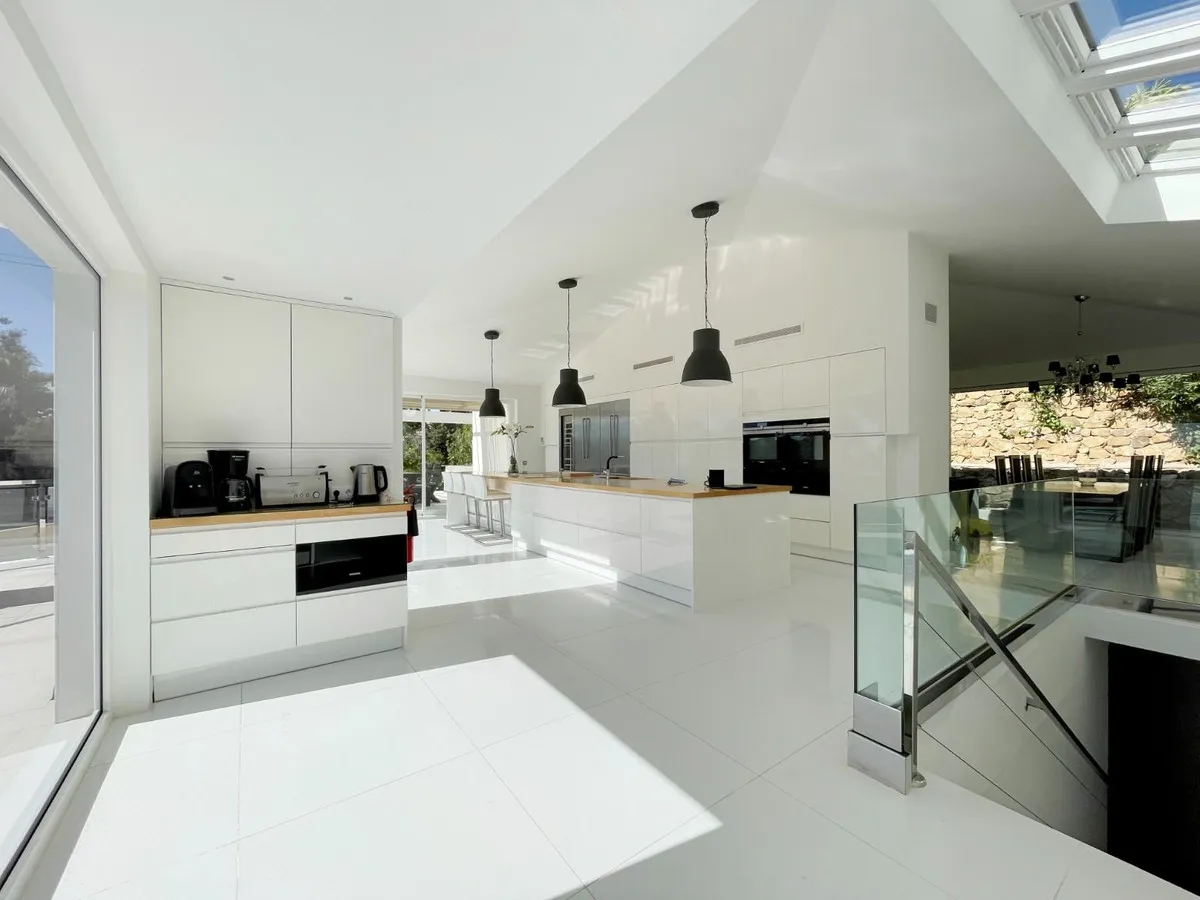 513d369d-1307-43a6-9244-d9733478c195