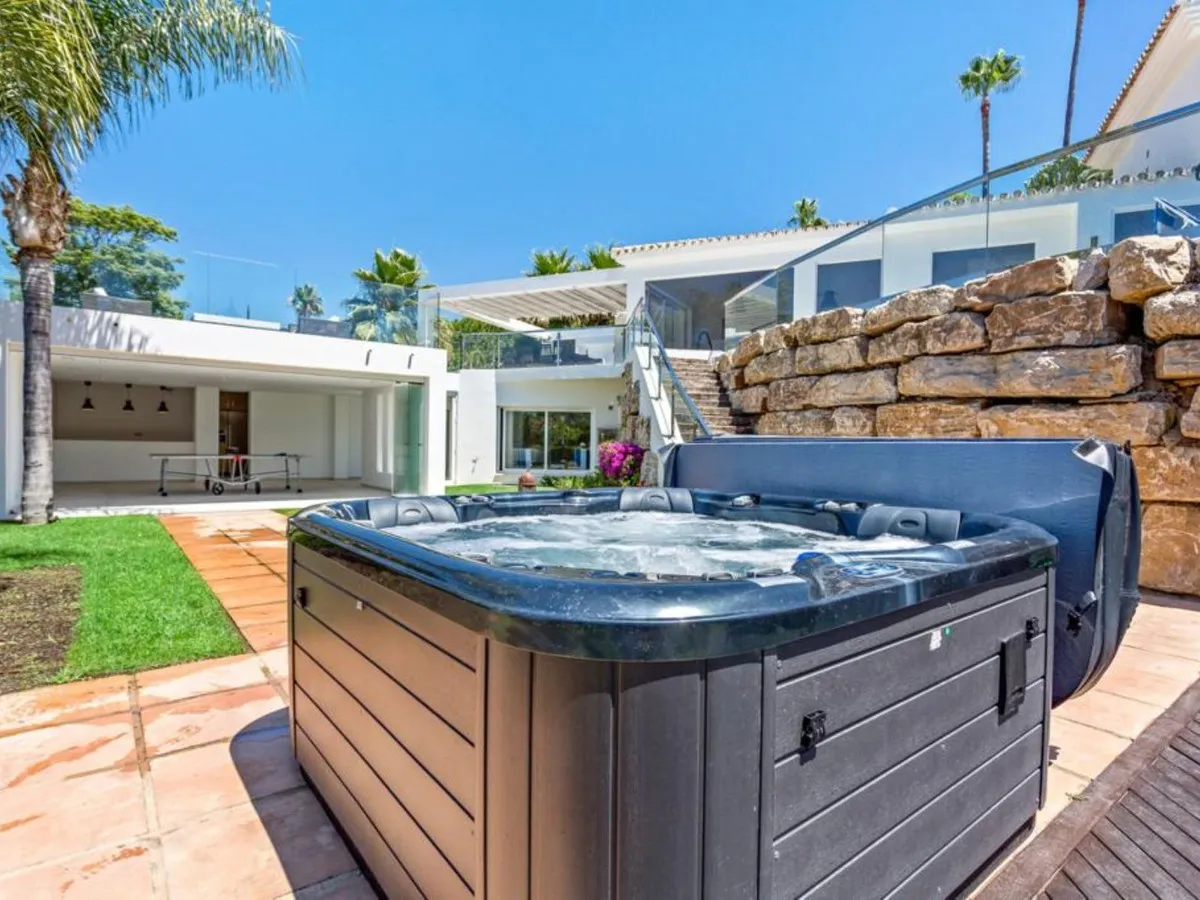 7bcb2499-d70c-4331-a3ca-64c2989a9282