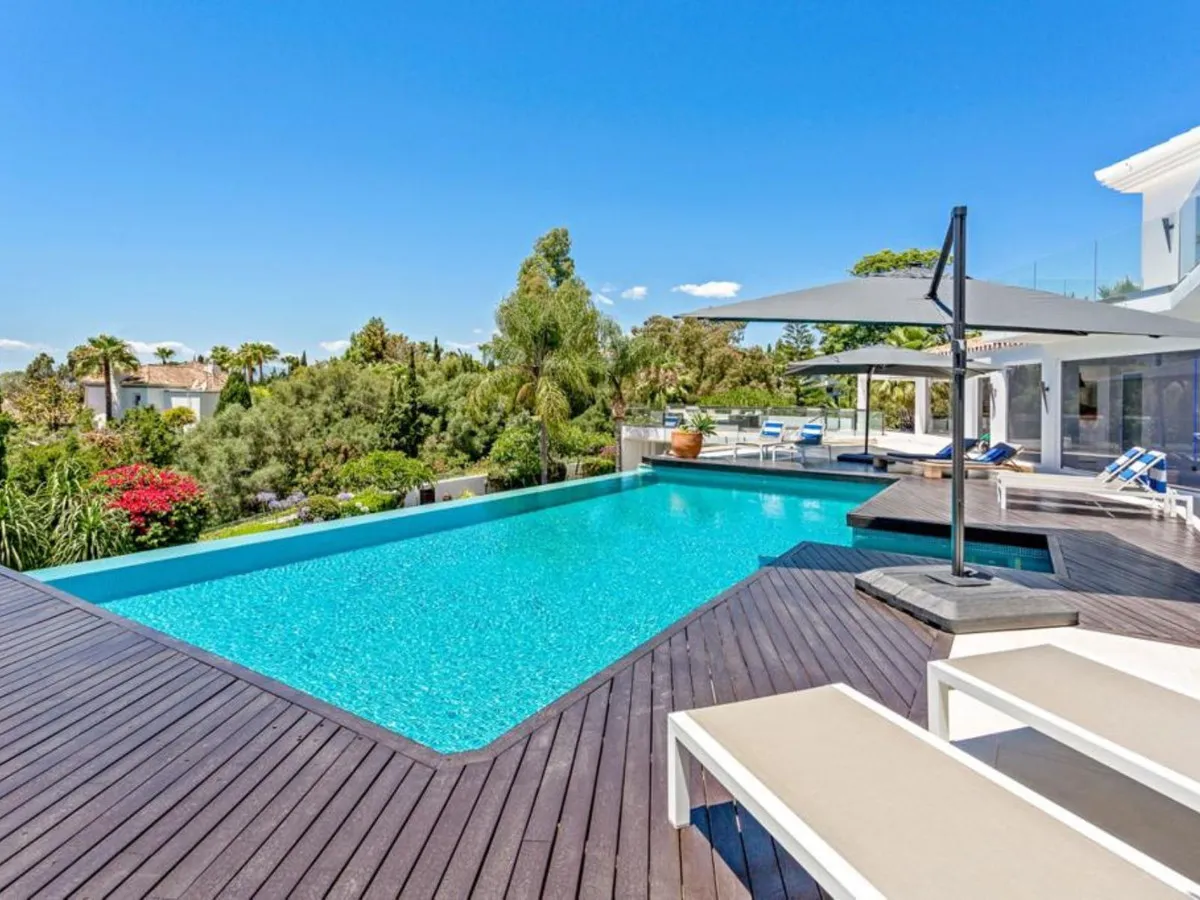 871b39ac-73b0-4ff7-8975-9b2783b13908