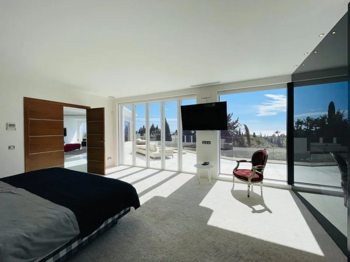 96ef7a9f-82a8-4ee2-bff9-4d5ca31803bf